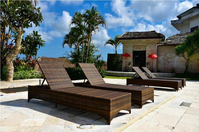 Hillstone Uluwatu Villa 웅아산 외부 사진