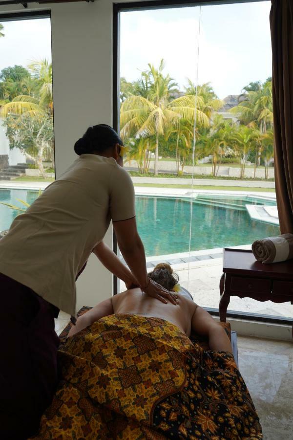 Hillstone Uluwatu Villa 웅아산 외부 사진